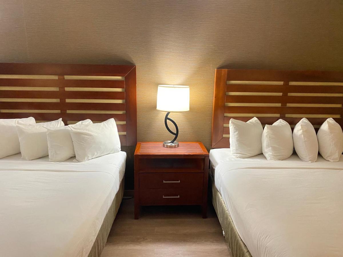 Hotel Wyndham Garden Grand Rapids Airport Zewnętrze zdjęcie
