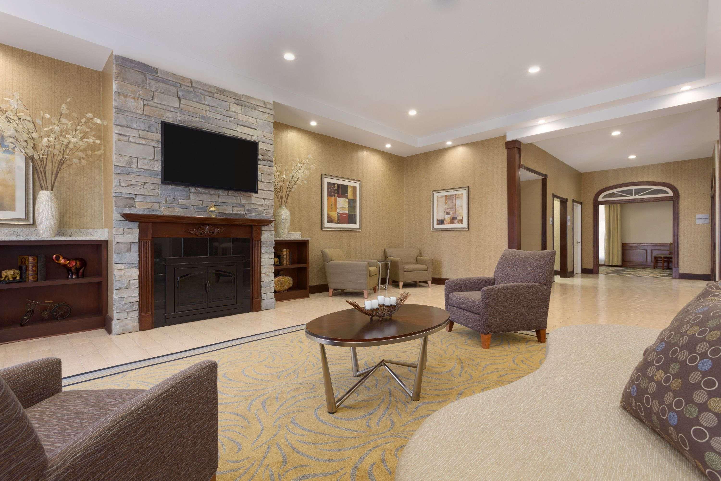 Hotel Wyndham Garden Grand Rapids Airport Zewnętrze zdjęcie